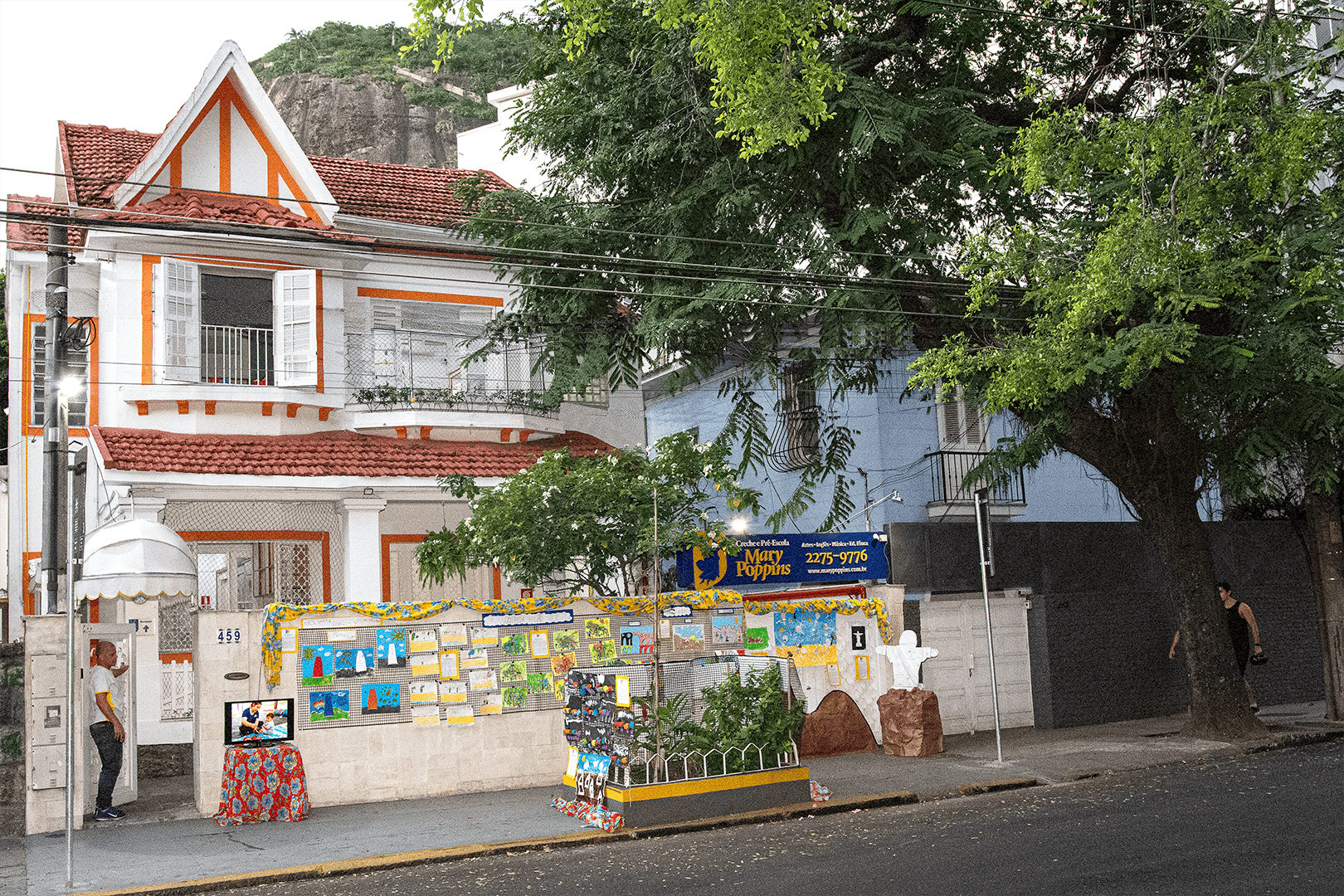 Fachada Mary Poppins (1).png
